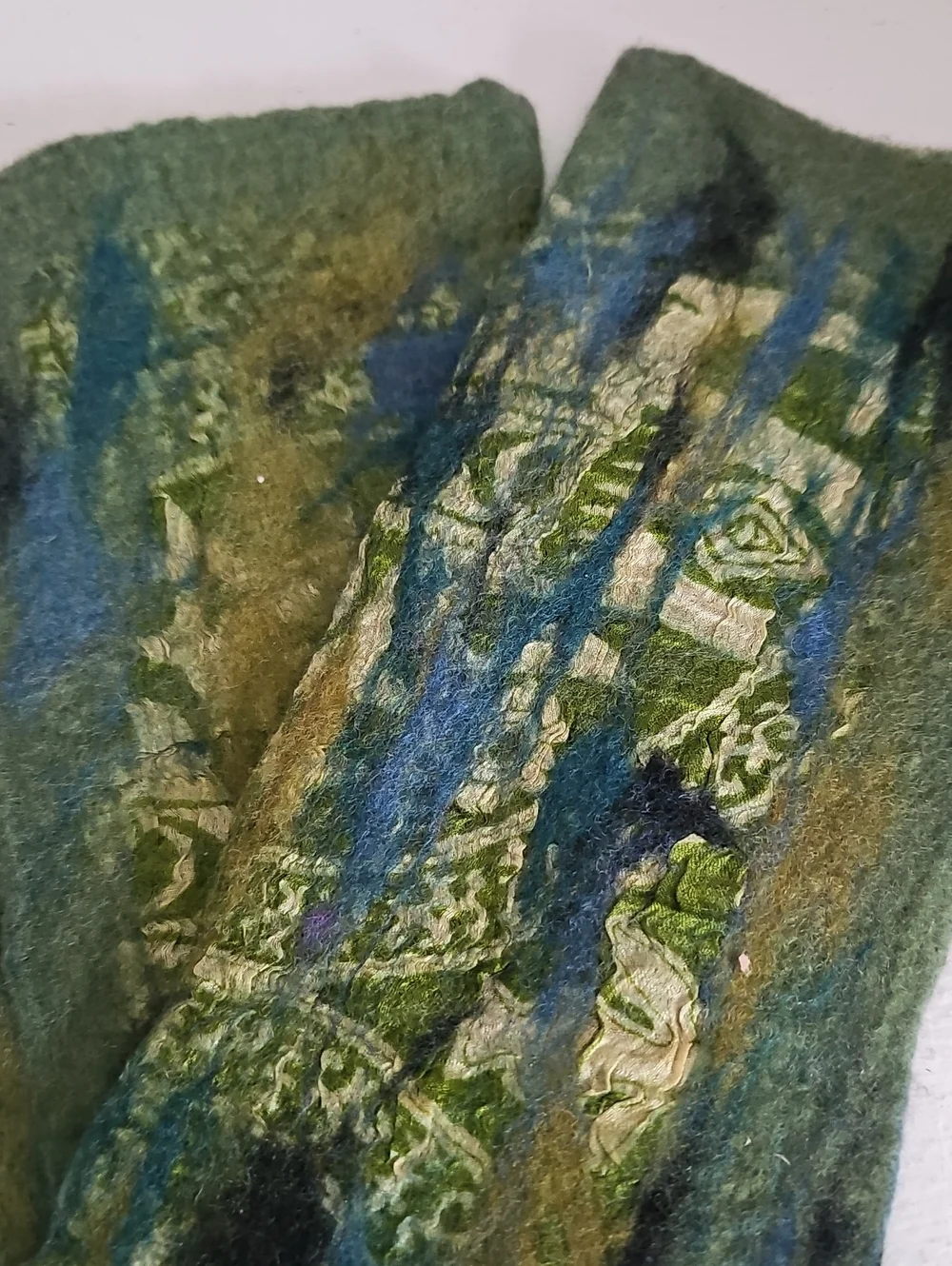 Hand Felted Wool Wrist Warmers Fingerless Gloves Fiber Art Green Blue